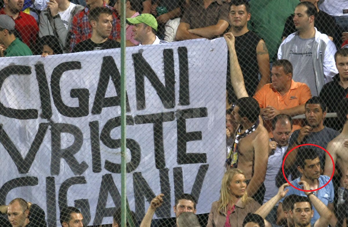 30 de imagini nepublicate cu George Simion, candidatul-ultras care care a câștigat turul 1 la prezidențiale: scandaluri, controverse, mesaje tendențioase