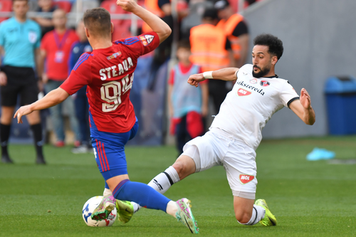 LIVE DE LA 12:00 Astăzi se decide campioana în Liga 2: Steaua, Argeș și Csikszereda luptă pentru trofeu! Cine prinde ultimul loc de baraj » Cele mai tari cote + statistici