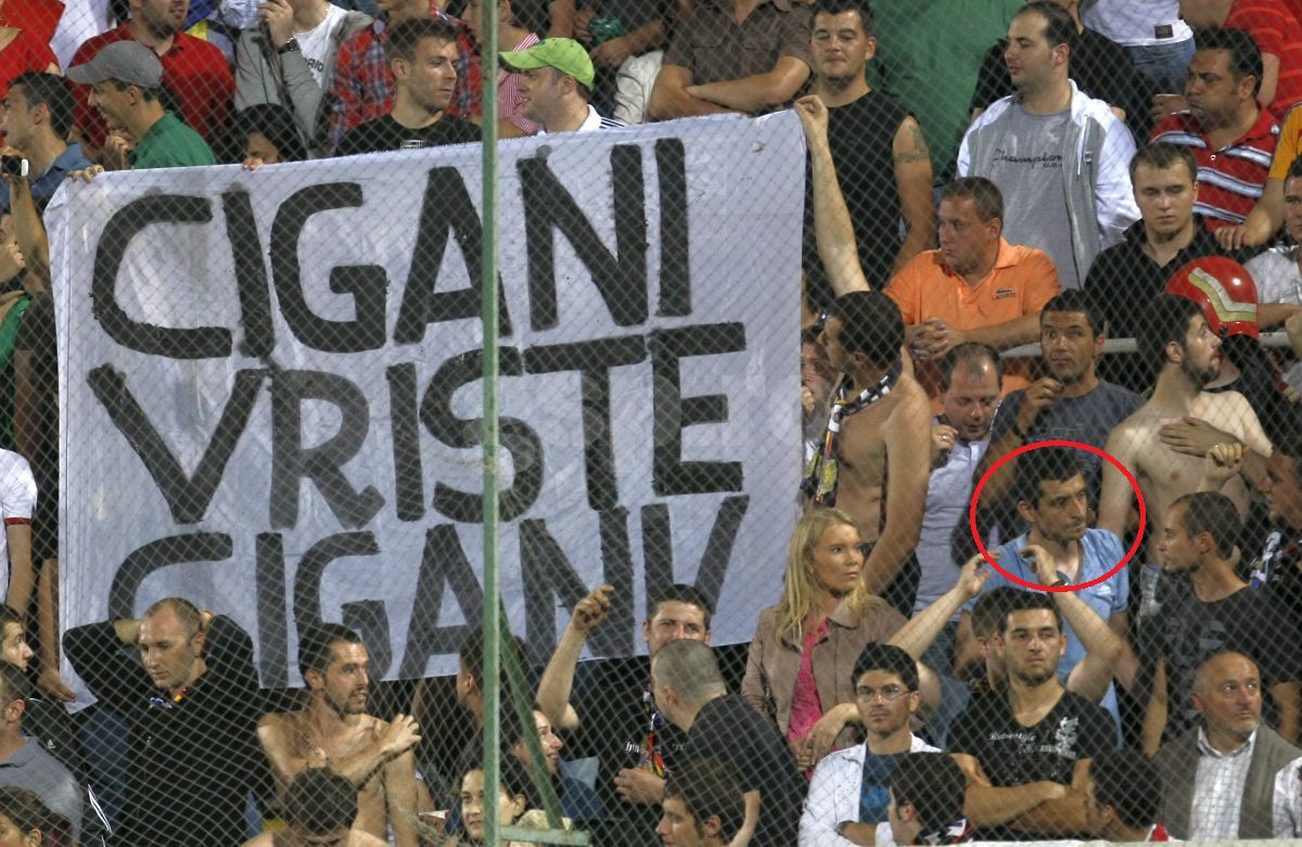 Ministrul peluzelor »  George Simion, ultras, activist, candidat la prezidențiale. Imagini nepublicate cu politicianul școlit în peluze