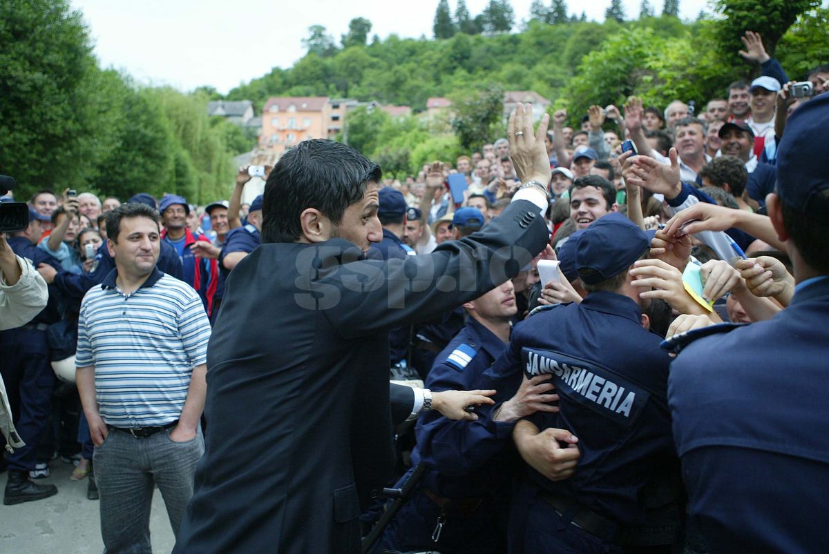 Reacții virulente, după ce Mirel Rădoi a relatat blatul de la CFR Cluj - Rapid: „Am pariat tot din casă” » Pancu i-a dat replica imediat + Iuliu Mureșan, glumă macabră