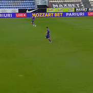 Intrare dură a portarului de la Bihor, Edgar Cadar // Captură FOTO: Digi Sport 1