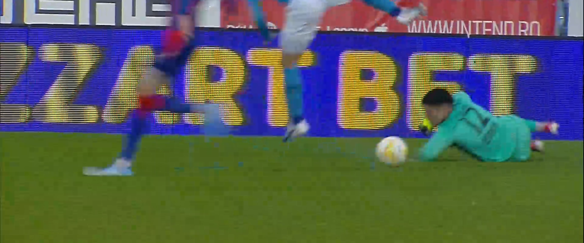 Intrare dură a portarului de la Bihor, Edgar Cadar