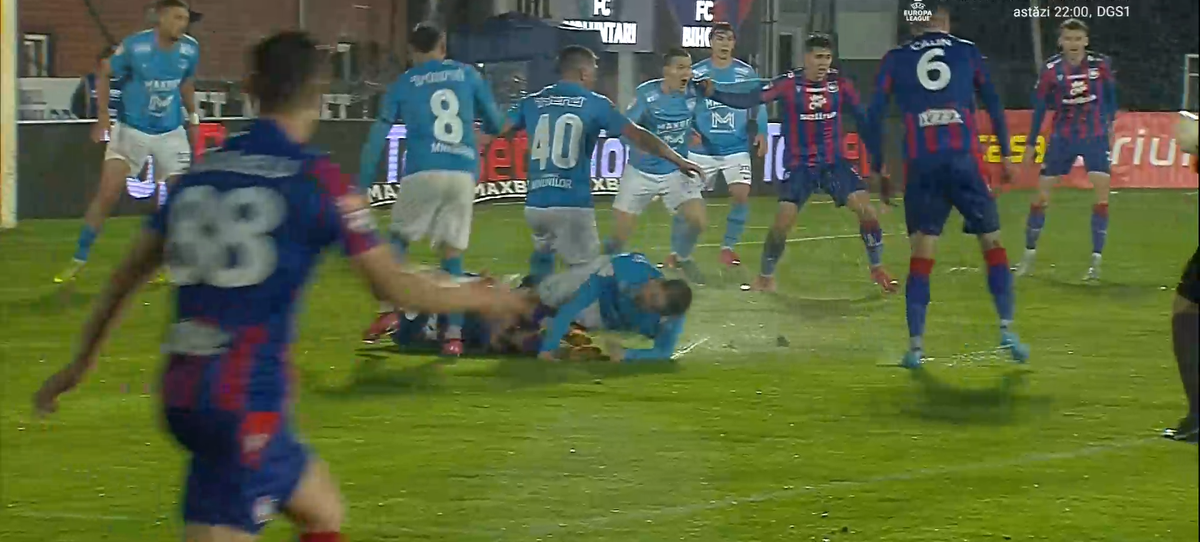 Dublă fractură! Accidentare teribilă la FC Voluntari - FC Bihor, meci oprit 9 minute » FCSB sare în ajutorul fotbalistului: „Îl așteptăm să vină la noi”