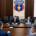 Radu Miruță, ministrul Apărării Naționale, noi precizări privind asocierea clubului de fotbal Steaua cu o entitate din meciul privat / foto: Facebook Radu Miruță