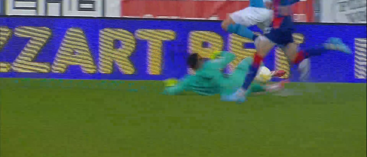 Intrare dură a portarului de la Bihor, Edgar Cadar