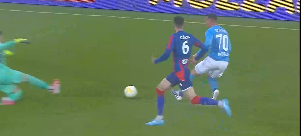 Intrare dură a portarului de la Bihor, Edgar Cadar