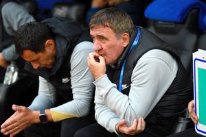 Îi pune pe picioare Hodorogea » Gică Hagi a curățat staff-ul lui Lucescu și și-a adus oamenii: „Ăsta este respectul pentru 20 de ani la echipele naționale”