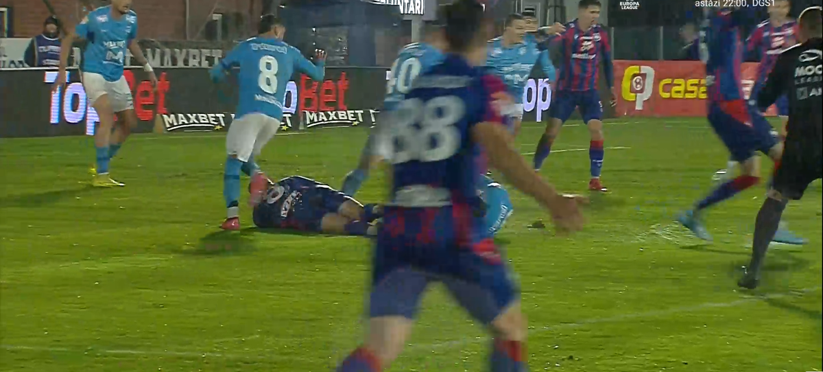 Dublă fractură! Accidentare teribilă la FC Voluntari - FC Bihor, meci oprit 9 minute » FCSB sare în ajutorul fotbalistului: „Îl așteptăm să vină la noi”