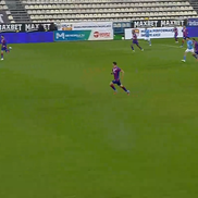 Intrare dură a portarului de la Bihor, Edgar Cadar // Captură FOTO: Digi Sport 1