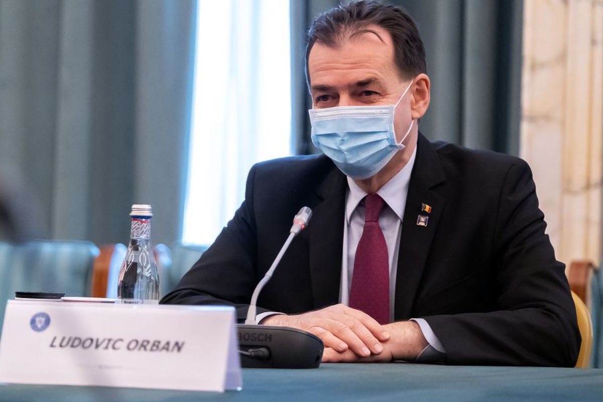 Ludovic Orban reacționează după apariția fotografiei care a făcut rumoare pe internet: „Muncisem toată ziua, în ziua mea de naștere”