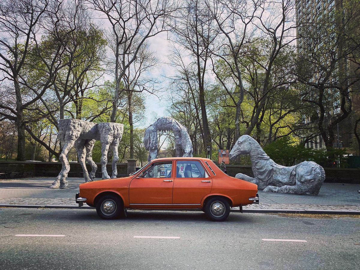 FOTO Cu Dacia 1300 pe străzile din New York