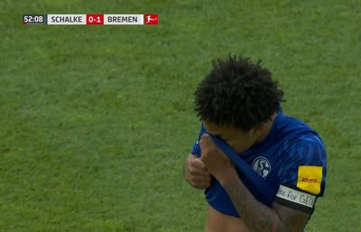 Un fotbalist din Bundesliga a purtat o banderolă în memoria lui George Floyd: „Trebuie să ne strigăm crezul, iar eu cred că e timpul să fim auziți”