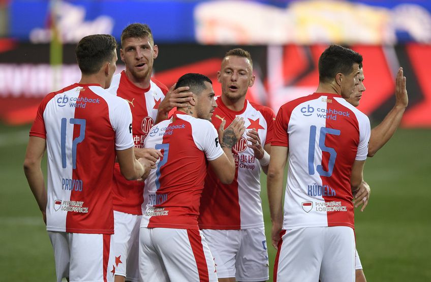 Nicolae Stanciu a marcat pentru Slavia FOTO: isport.blesk.cz