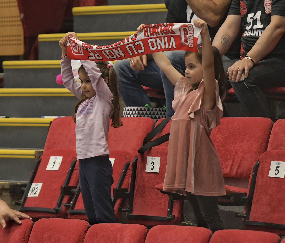 Dinamo a luat tot! Victorie la pas în finala Cupei » Ce transferuri urmează la „câini”