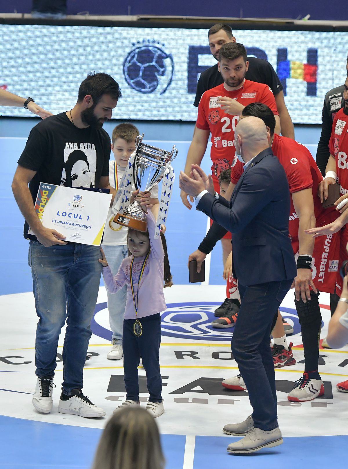 Dinamo - Dobrogea Sud, finala Cupei României la handbal masculin