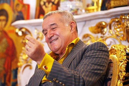 Gigi Becali (62 de ani), patronul FCSB, a vorbit serios, chiar îl vrea pe stoperul slovac de la Sepsi, Branislav Ninaj