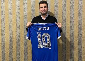 Cu cine vine Mutu la Craiova » Fostul fotbalist al lui Dinamo, așteptat să semneze cu oltenii