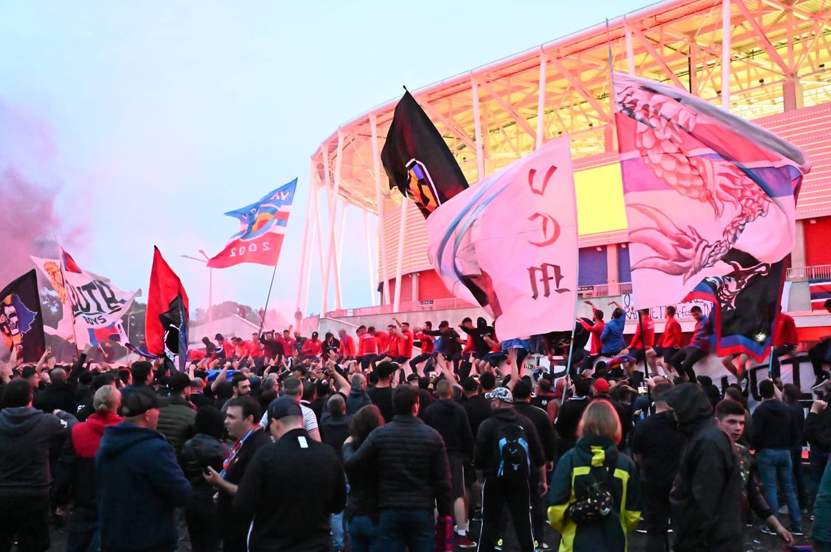 CSA Steaua, sărbătoare cu fanii în Ghencea / FOTO: Raed Krishan