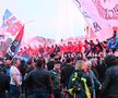 CSA STEAUA. Fiesta în Ghencea: peste 1.500 de fani la sărbătoarea promovării » Imagini incendiare! Suporterii au intrat în stadion: „Vă rugăm, părăsiți arena!”