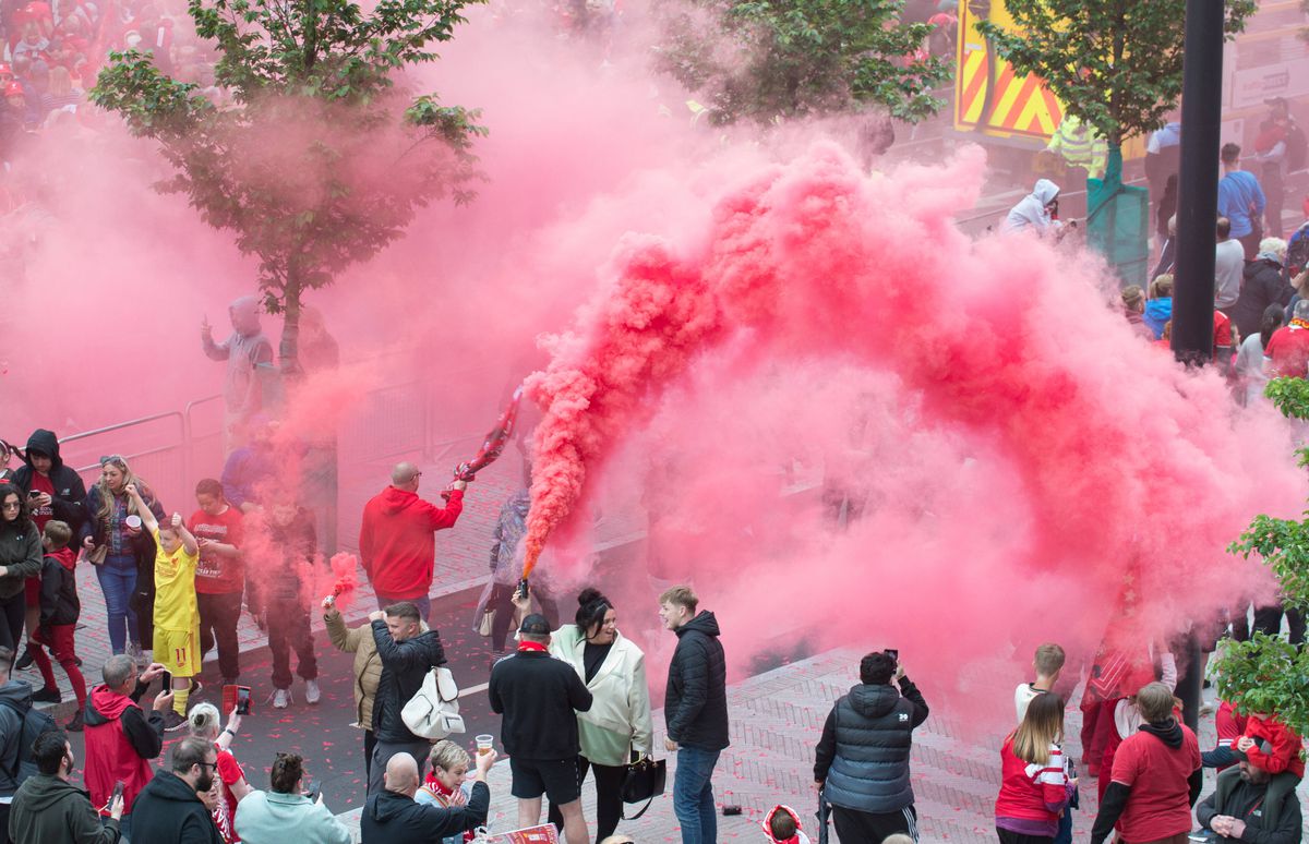 Liverpool, paradă în oraș după finala pierdută cu Real Madrid » Mii de fani au venit să-i aplaude pe jucători