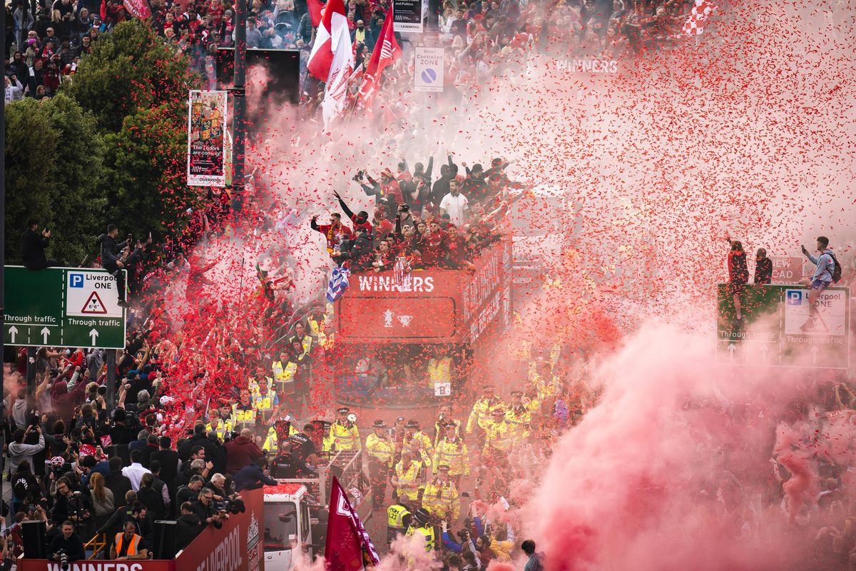 Parada jucătorilor lui Liverpool