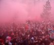 Liverpool, paradă în oraș după finala pierdută cu Real Madrid » Mii de fani au venit să-i aplaude pe jucători