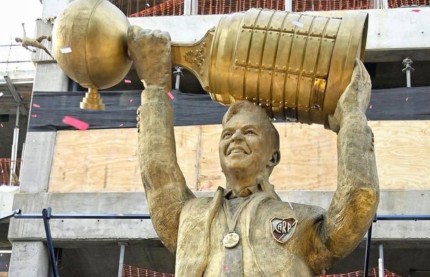 River Plate a inaugurat o statuie a lui Marcelo Gallardo cu detalii intime șocante: „Asta vor să vadă fanii!”