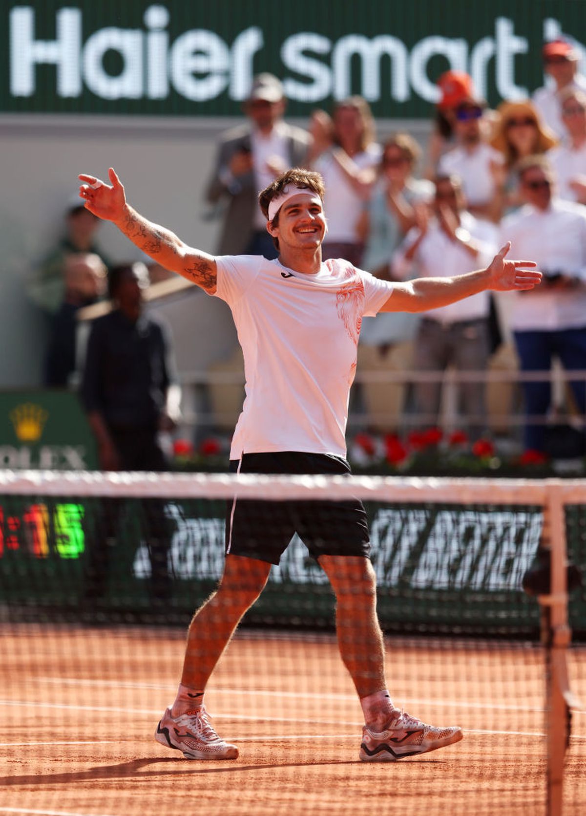 Șocul anului în tenis a venit la Roland Garros! » Daniil Medvedev, eliminat în primul tur de rebelul din Brazilia! Tenis scânteietor