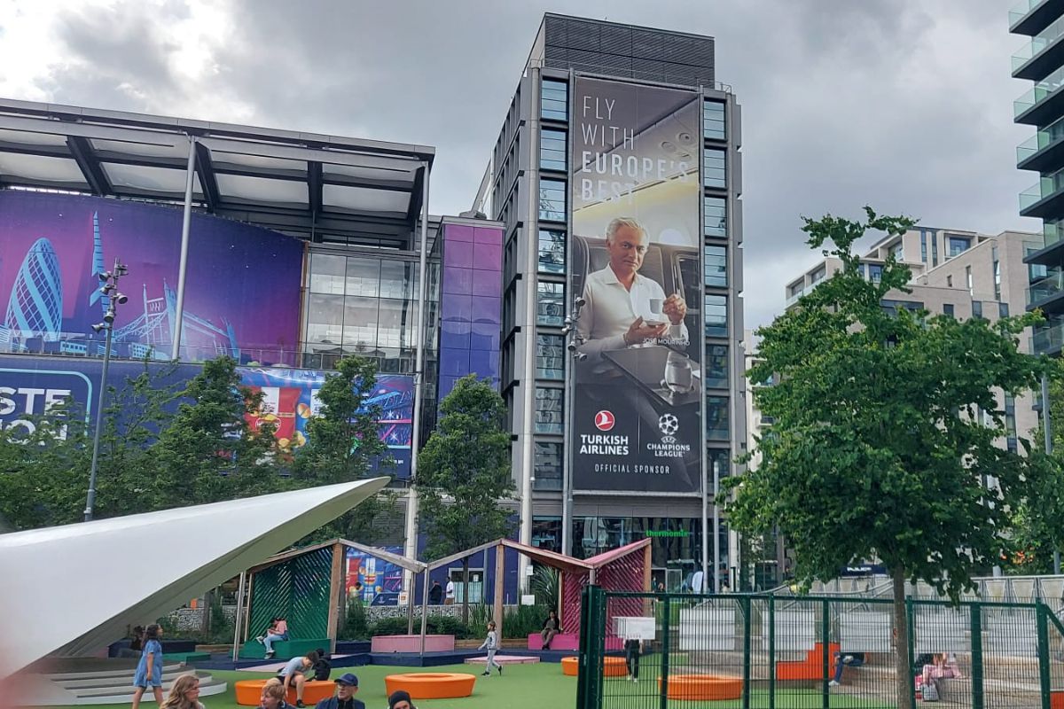 Pregătiri la stadionul Wembley pentru finala Ligii Campionilor