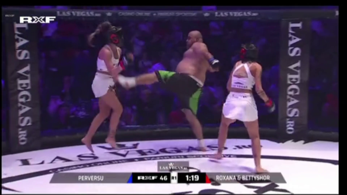 Organizatorul galei RXF e „recidivist”! Lupte cu minore în cușcă, scene sângeroase cu fete de 16 și 17 ani » Cum era „vopsit” evenimentul: „Avem acordul părinților”