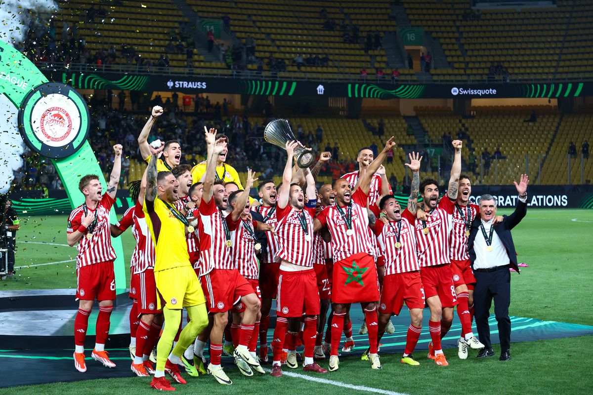 Cele mai spectaculoase imagini de la Olympiakos - Fiorentina, finala Conference League