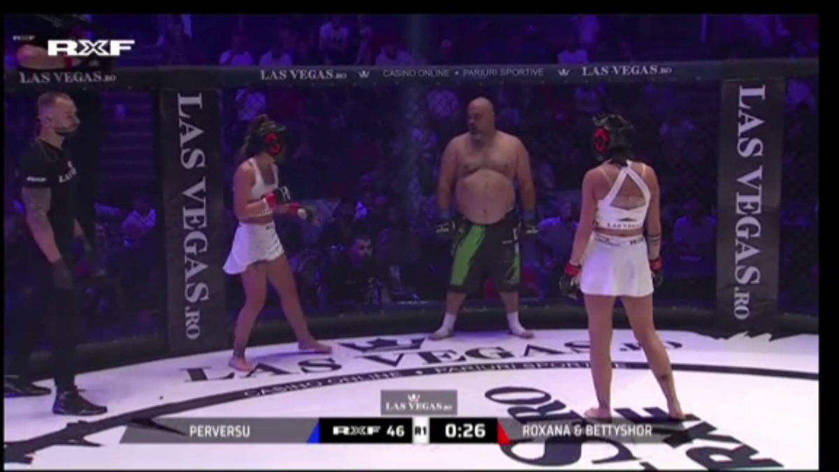 Cele două femei lovite cu pumnii și picioarele la Gala RXF, primele declarații: „A dat în noi cu ură” + reacție șocantă a „Perversului”: „Doar mort mă scoateau de acolo”