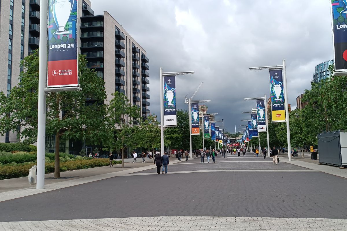 Pregătiri la stadionul Wembley pentru finala Ligii Campionilor