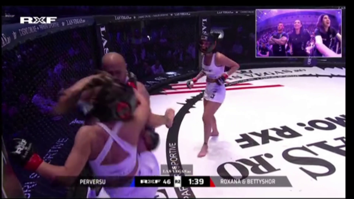 Organizatorul galei RXF e „recidivist”! Lupte cu minore în cușcă, scene sângeroase cu fete de 16 și 17 ani » Cum era „vopsit” evenimentul: „Avem acordul părinților”