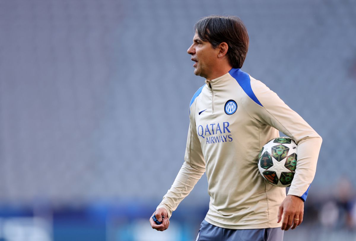 Primele imagini cu Istvan Kovacs pe Allianz Arena »  Arbitrul român a făcut antrenamentul oficial pe stadionul din München