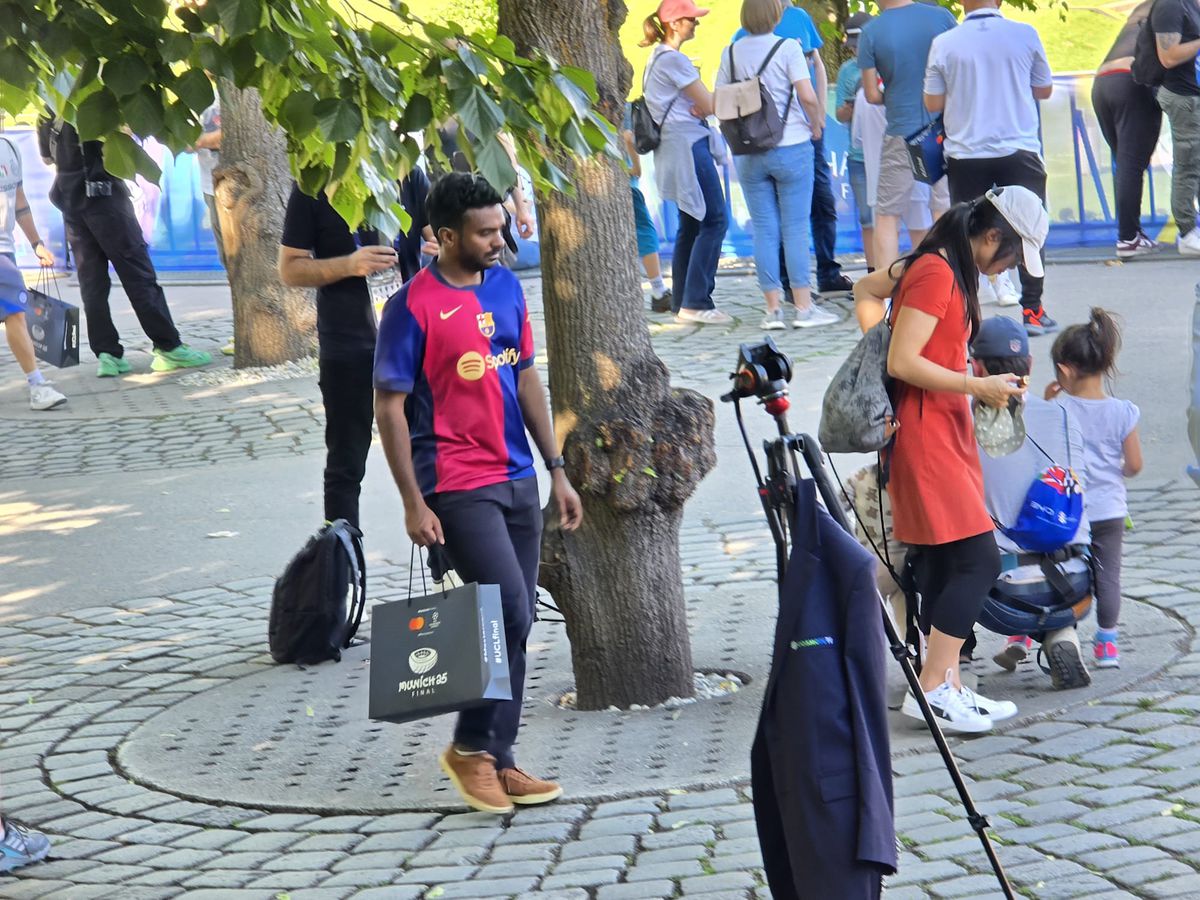 Țeapă! Finala blaugrana care n-a fost: sute de fani ai Barcelonei sunt la Munchen pentru Inter - PSG