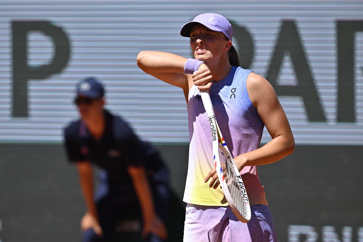 Jaqueline Cristian, eliminată de Iga Swiatek în turul 3 de la Roland Garros » Românca a luptat incredibil în setul 2