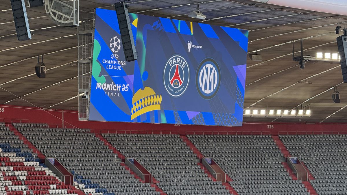 Cârnați și covrigi bavarezi, dar bere fără alcool! Reguli extrem de stricte pe stadionul unde se joacă finala Champions League, locul unde România a scris istorie la Euro