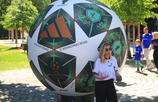 Gazeta a ajuns la finala Champions League! Festival inedit: masaj gratis, un portar-robot, iar cash-ul e interzis! Kaka, Cafu, Figo sau Seedorf întâmpină fanii