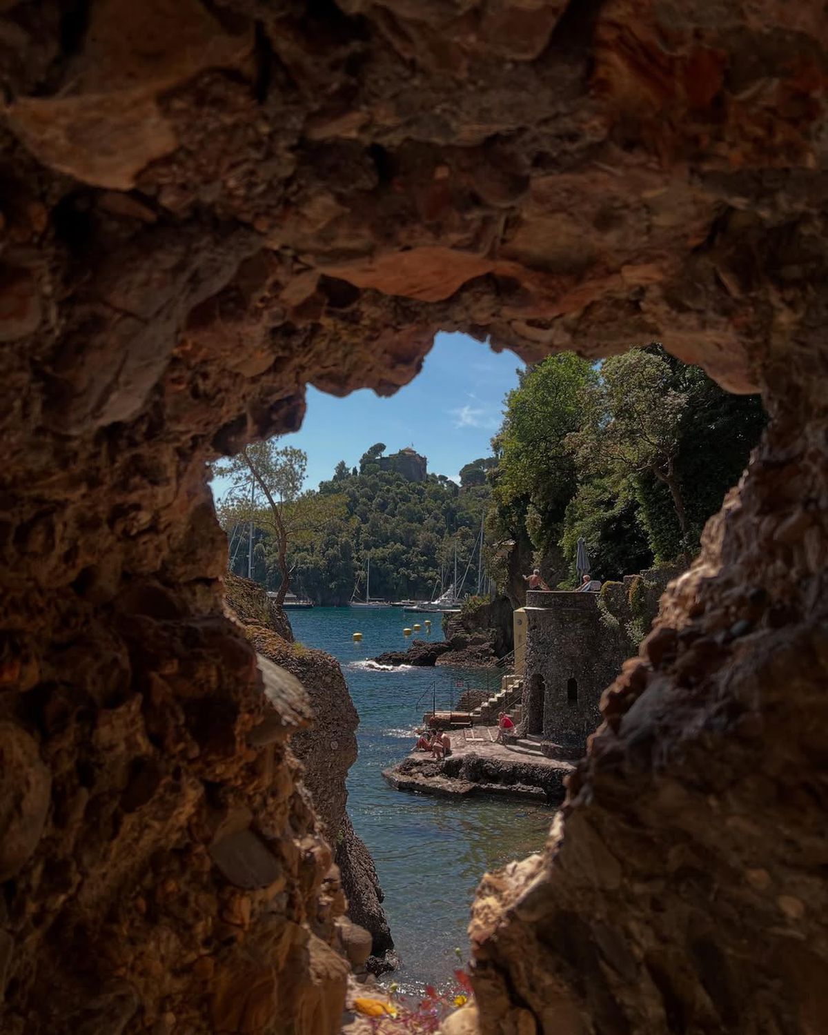 „Denis Alibec are o prietenă care l-a schimbat enorm” » Gigi Becali a lăudat-o: ea a făcut posibil transferul momentului la FCSB!