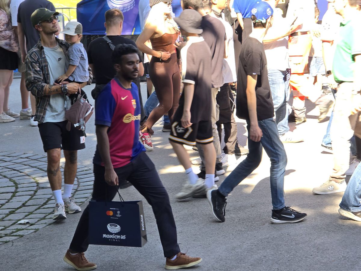 Țeapă! Finala blaugrana care n-a fost: sute de fani ai Barcelonei sunt la Munchen pentru Inter - PSG