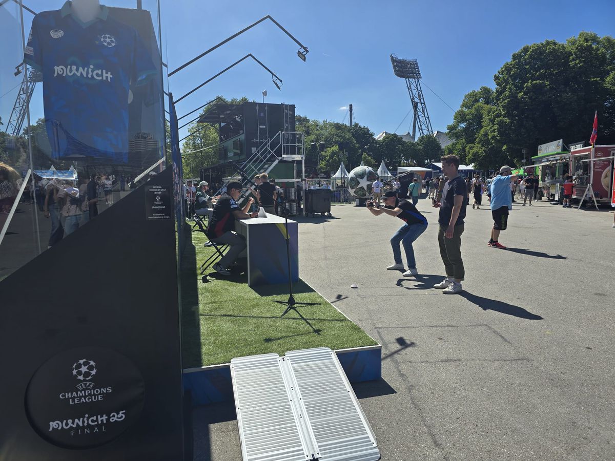 Țeapă! Finala blaugrana care n-a fost: sute de fani ai Barcelonei sunt la Munchen pentru Inter - PSG