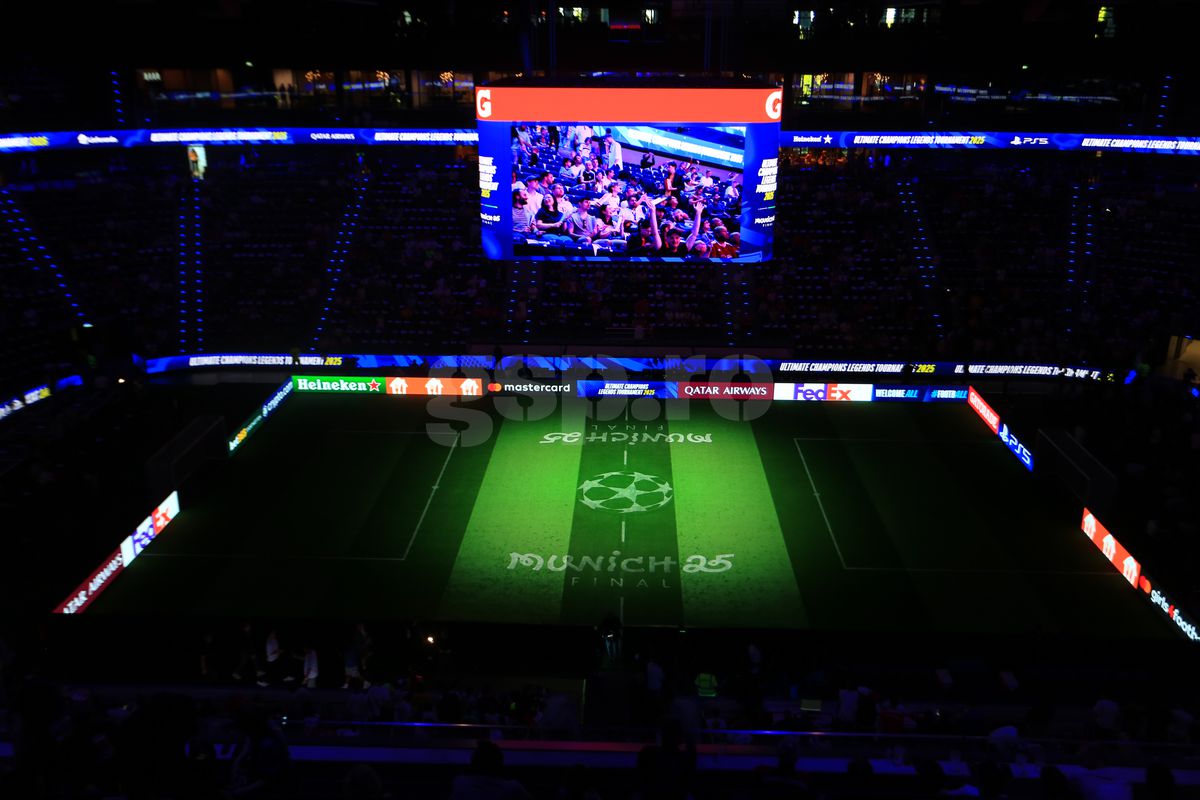 35 de Champions League pe teren la Munchen! Imagini colosale cu „grăsuții": de la Roberto Carlos la Mendieta sau Ribery