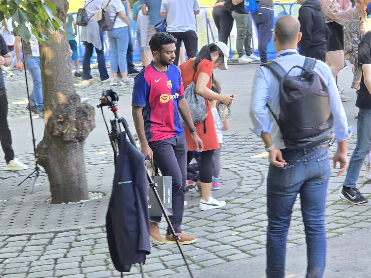 Țeapă! Finala blaugrana care n-a fost: sute de fani ai Barcelonei sunt la Munchen pentru Inter - PSG