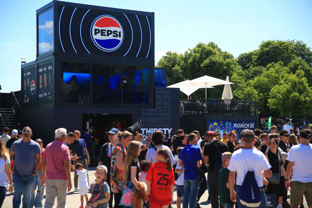 Cât te costă în total să mergi la finala Champions League? Biletele au „explodat”, iar cazările în München au prețuri astronomice