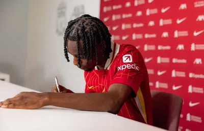 Liverpool a anunțat oficial cine este înlocuitorul lui Trent: a costat doar 35 de milioane de euro