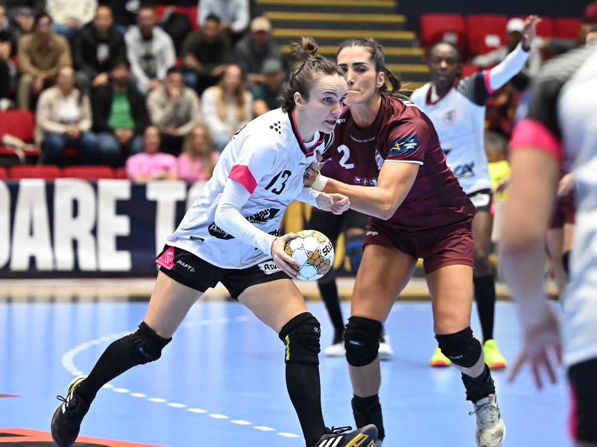 Lara Gonzalez rămâne în România! A fost prezentată oficial la noua echipă