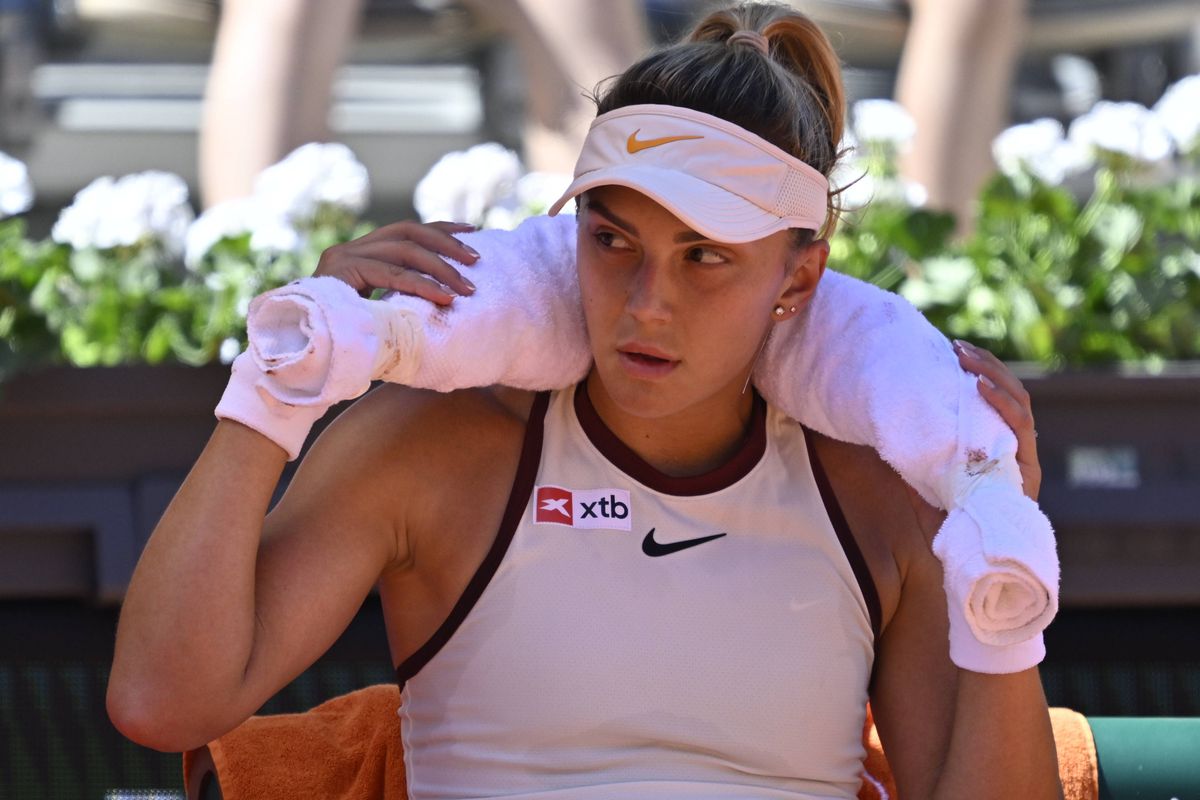 Jaqueline Cristian, eliminată de Iga Swiatek în turul 3 de la Roland Garros » Românca a luptat incredibil în setul 2