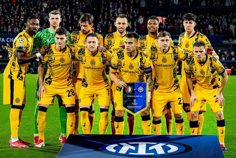 Inter a jucat în auriu complet în turul „optimilor” Ligii Campionilor, 2-0 cu Feyenoord, la Rotterdam / Foto: Imago Premieră în istoria finalelor de Champions League » Decizia pe care Inter a luat-o înaintea duelului cu PSG!