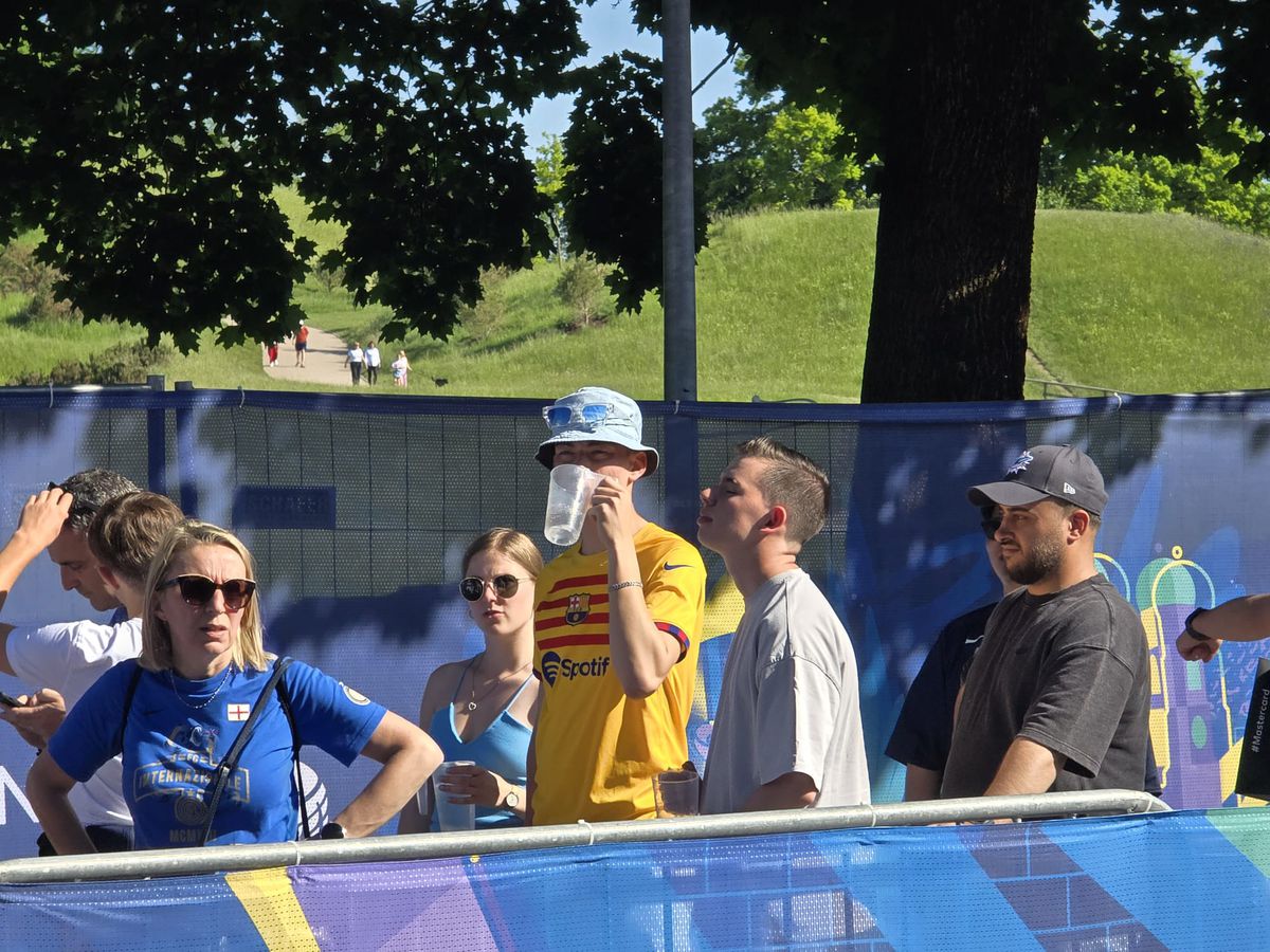 Țeapă! Finala blaugrana care n-a fost: sute de fani ai Barcelonei sunt la Munchen pentru Inter - PSG